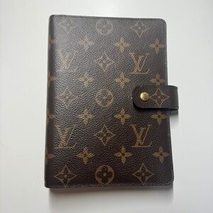 Authentic Louis Vuitton MM Agenda